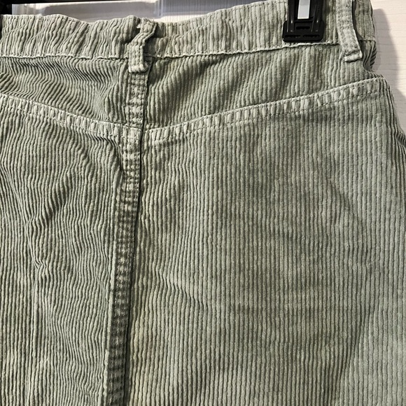 Green corduroy mini skirt - Picture 4 of 5